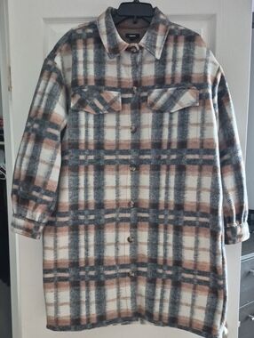 Mexx Plaid Shacket Jacket in Cream, Gray & Brown